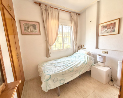 Venta - Villa / Semi separado - Torrevieja - Torreblanca