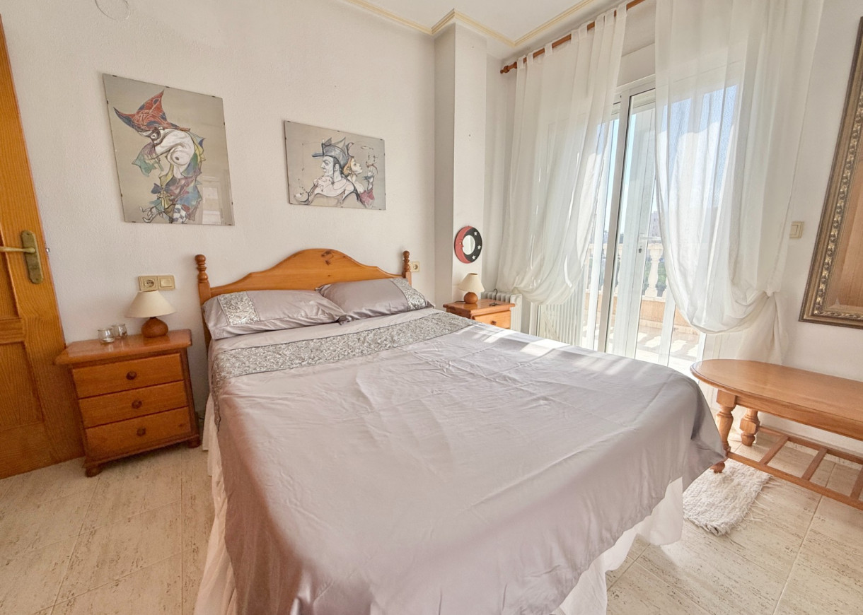 Venta - Villa / Semi separado - Torrevieja - Torreblanca