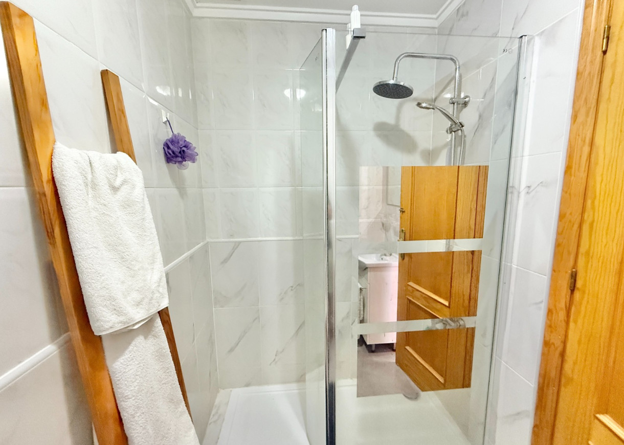 Venta - Villa / Semi separado - Torrevieja - Torreblanca