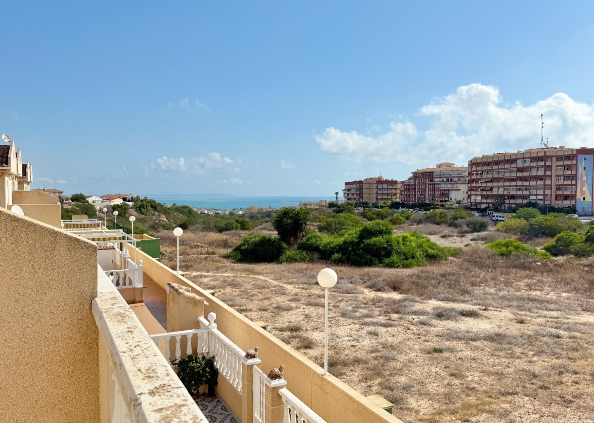 Venta - Villa / Semi separado - Torrevieja - Torreblanca