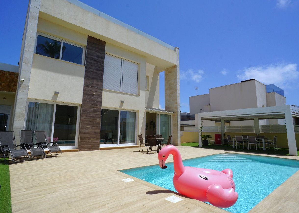 Resale - Villa - Torrevieja - Torreblanca