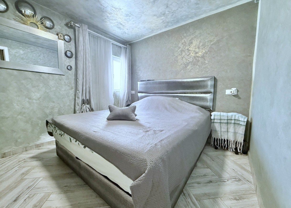 Resale - Bungalow - Torrevieja - San Luis / La Siesta