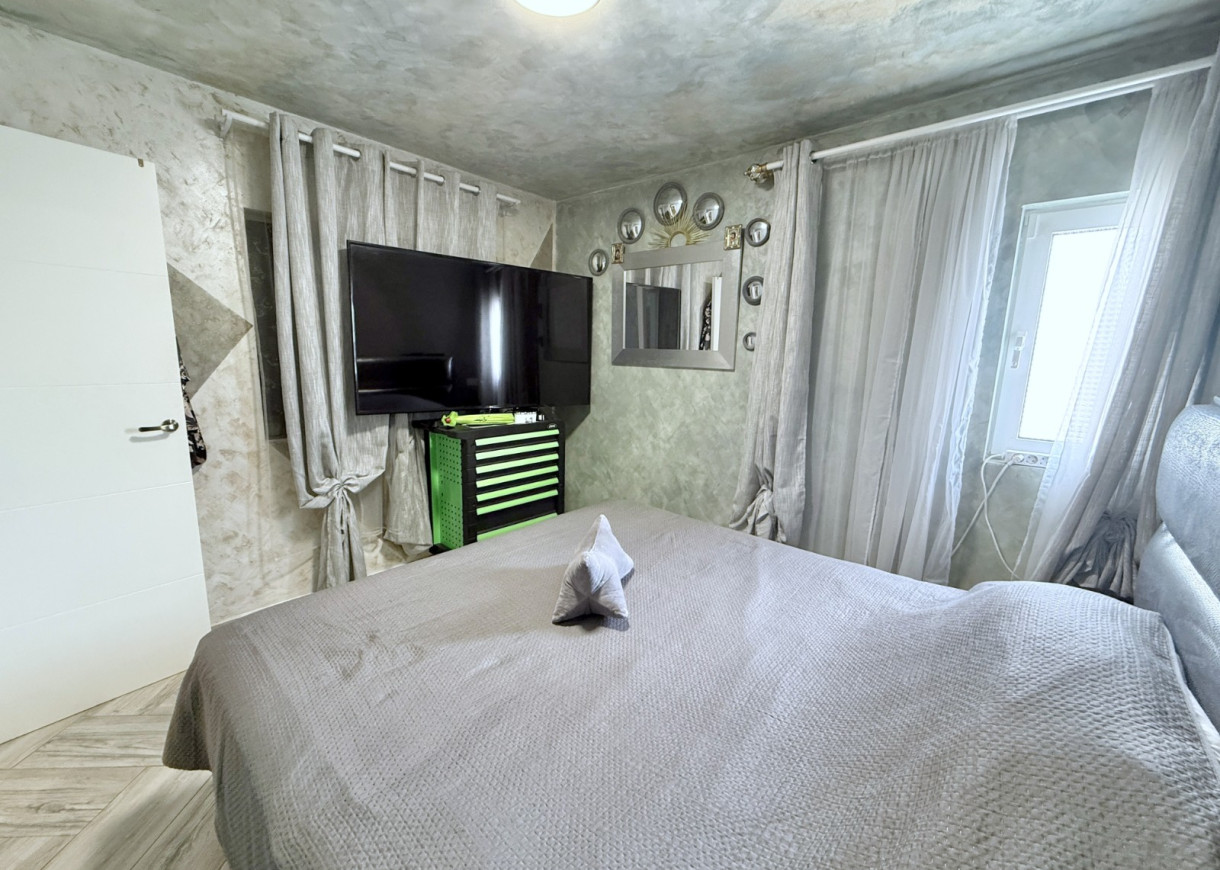 Resale - Bungalow - Torrevieja - San Luis / La Siesta