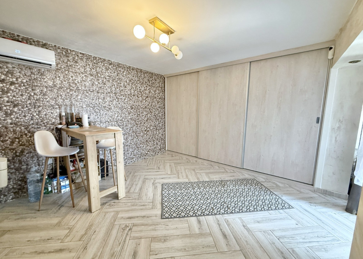 Resale - Bungalow - Torrevieja - San Luis / La Siesta