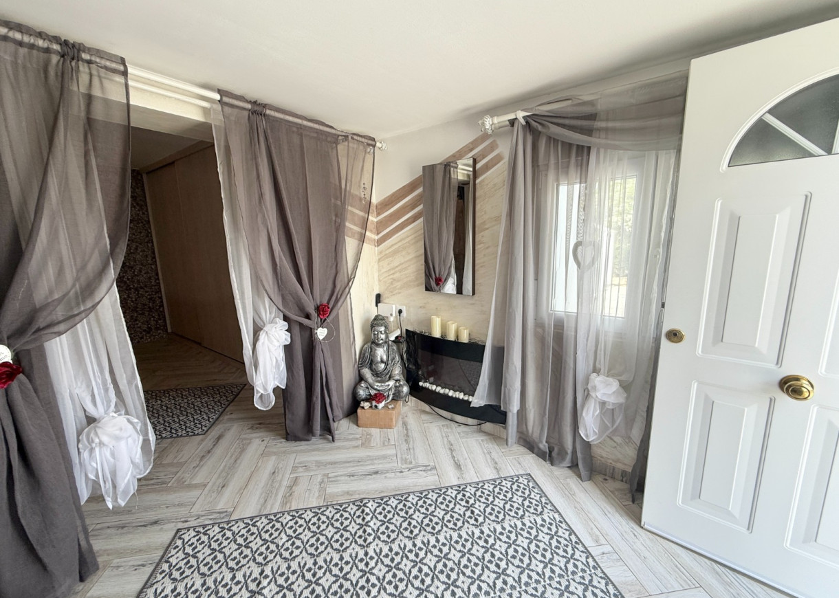 Resale - Bungalow - Torrevieja - San Luis / La Siesta