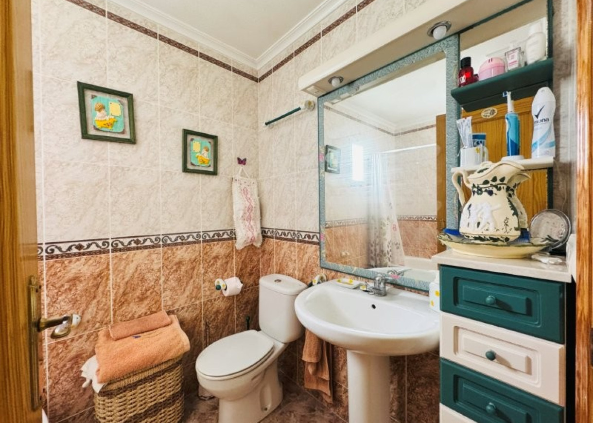 Resale - Lägenhet - La Mata