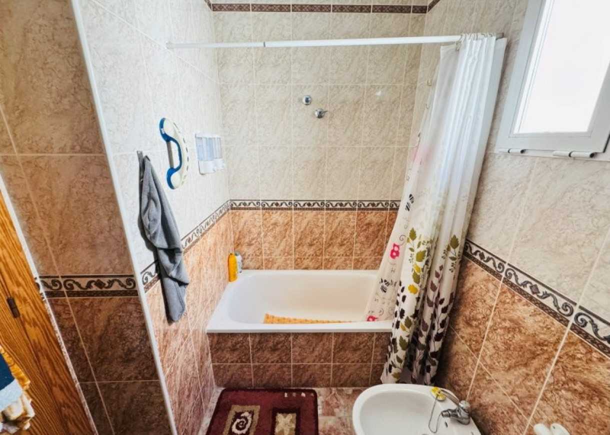 Resale - Lägenhet - La Mata