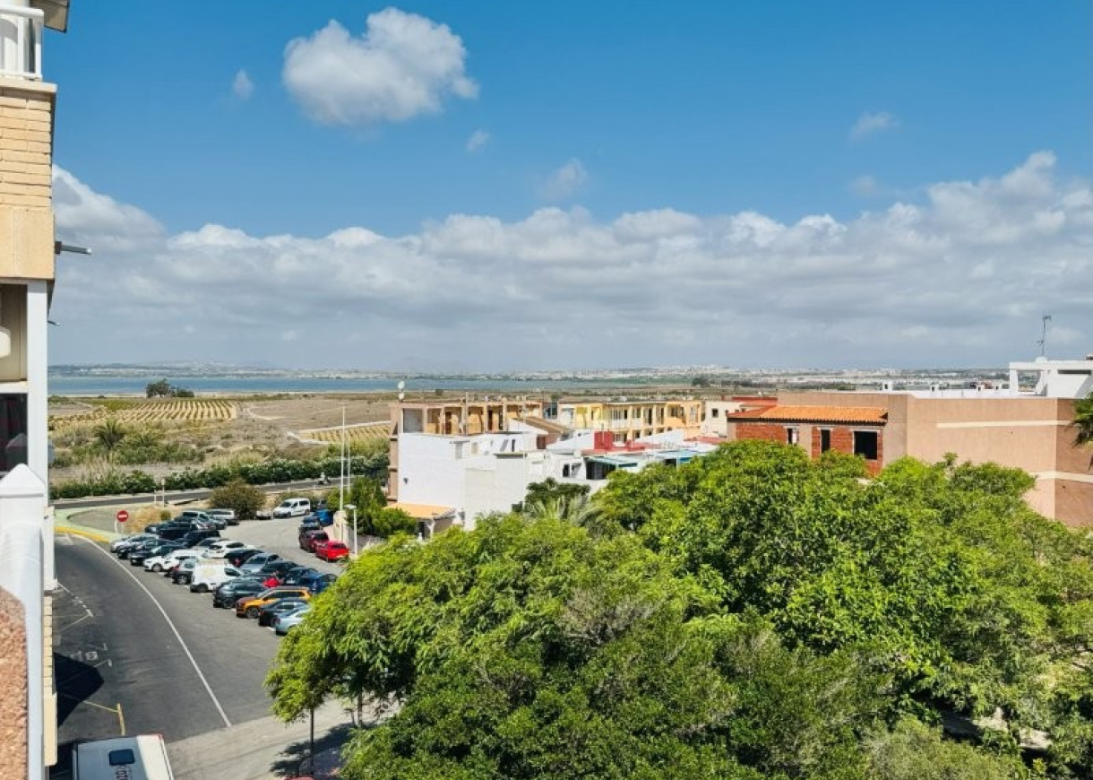 Resale - Lägenhet - La Mata