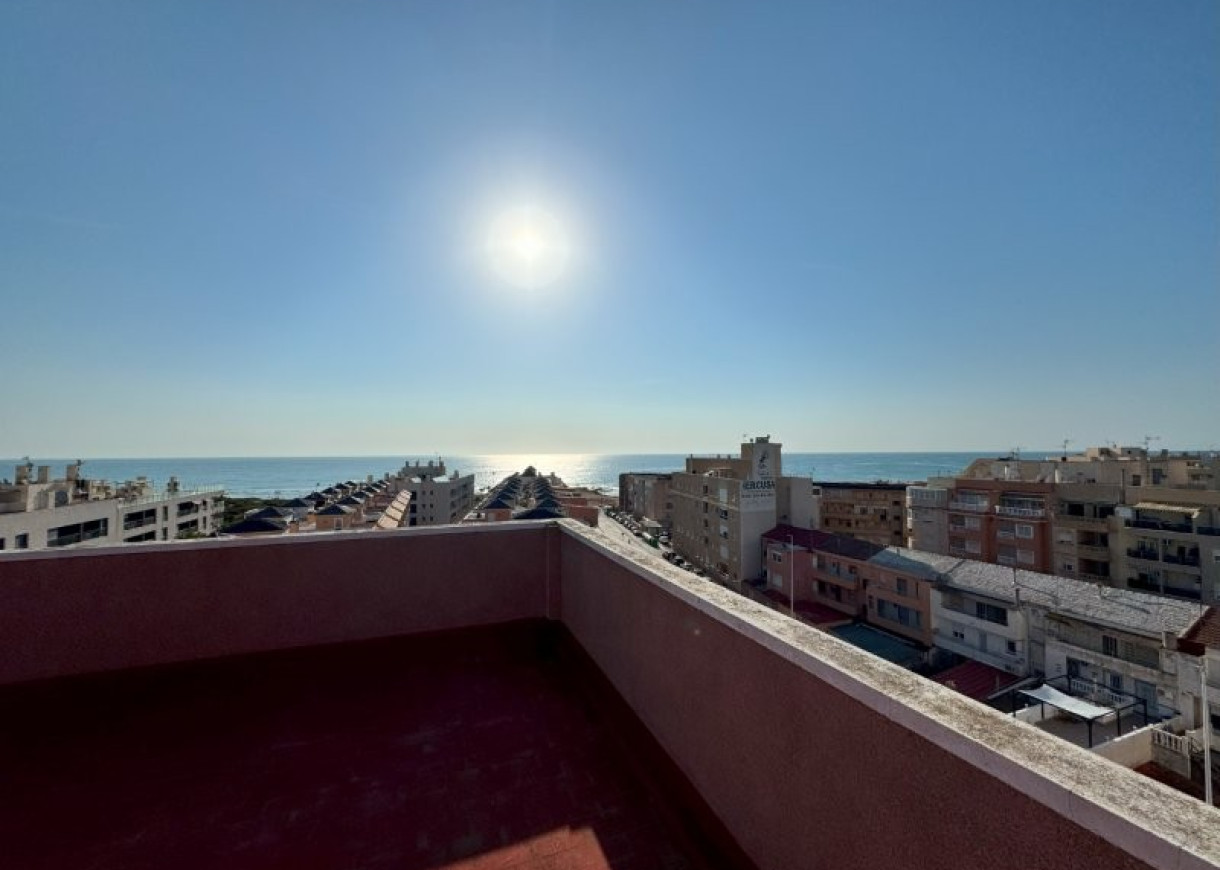 Resale - Apartment - La Mata