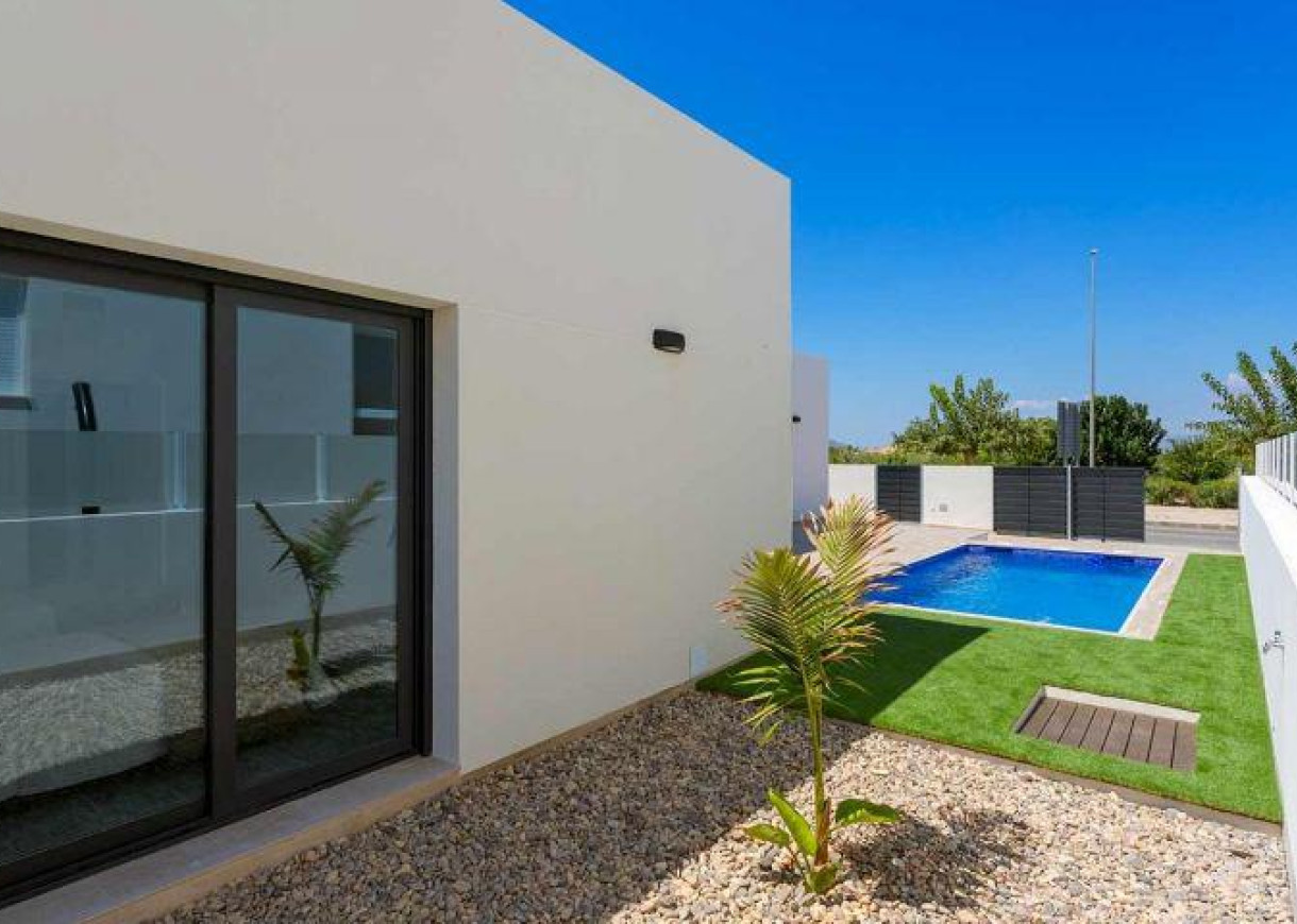 New Build - Villa - Daya Nueva - CENTRO