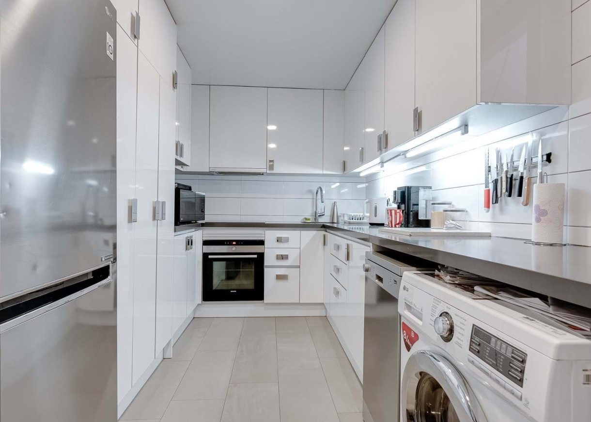 Resale - Apartment - Torrevieja