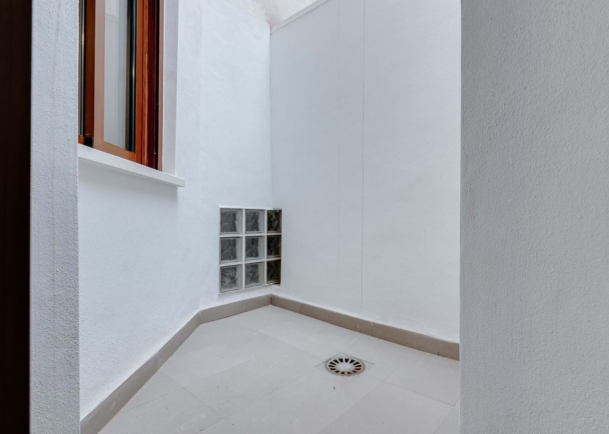 Resale - Apartment - Torrevieja