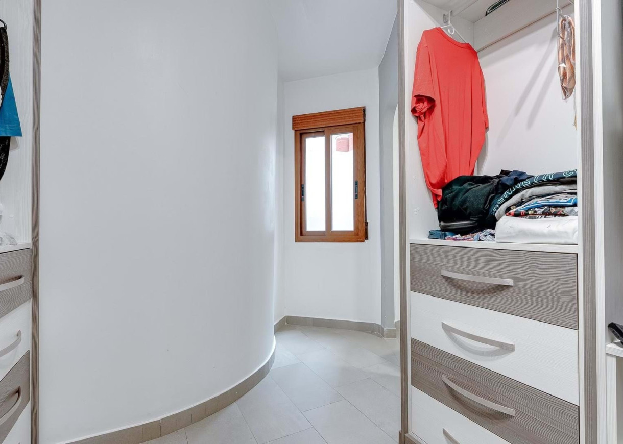 Resale - Apartment - Torrevieja