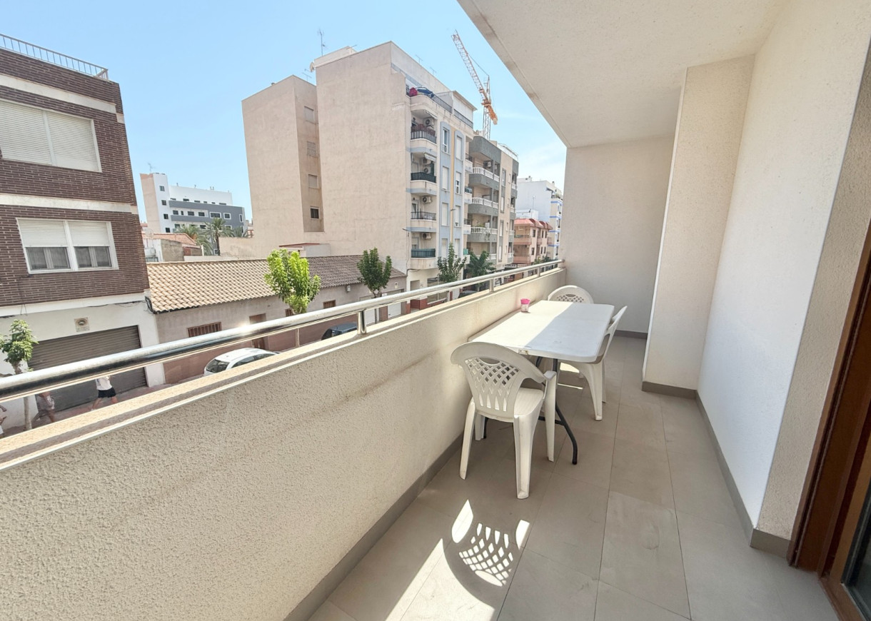 Resale - Apartment - Torrevieja