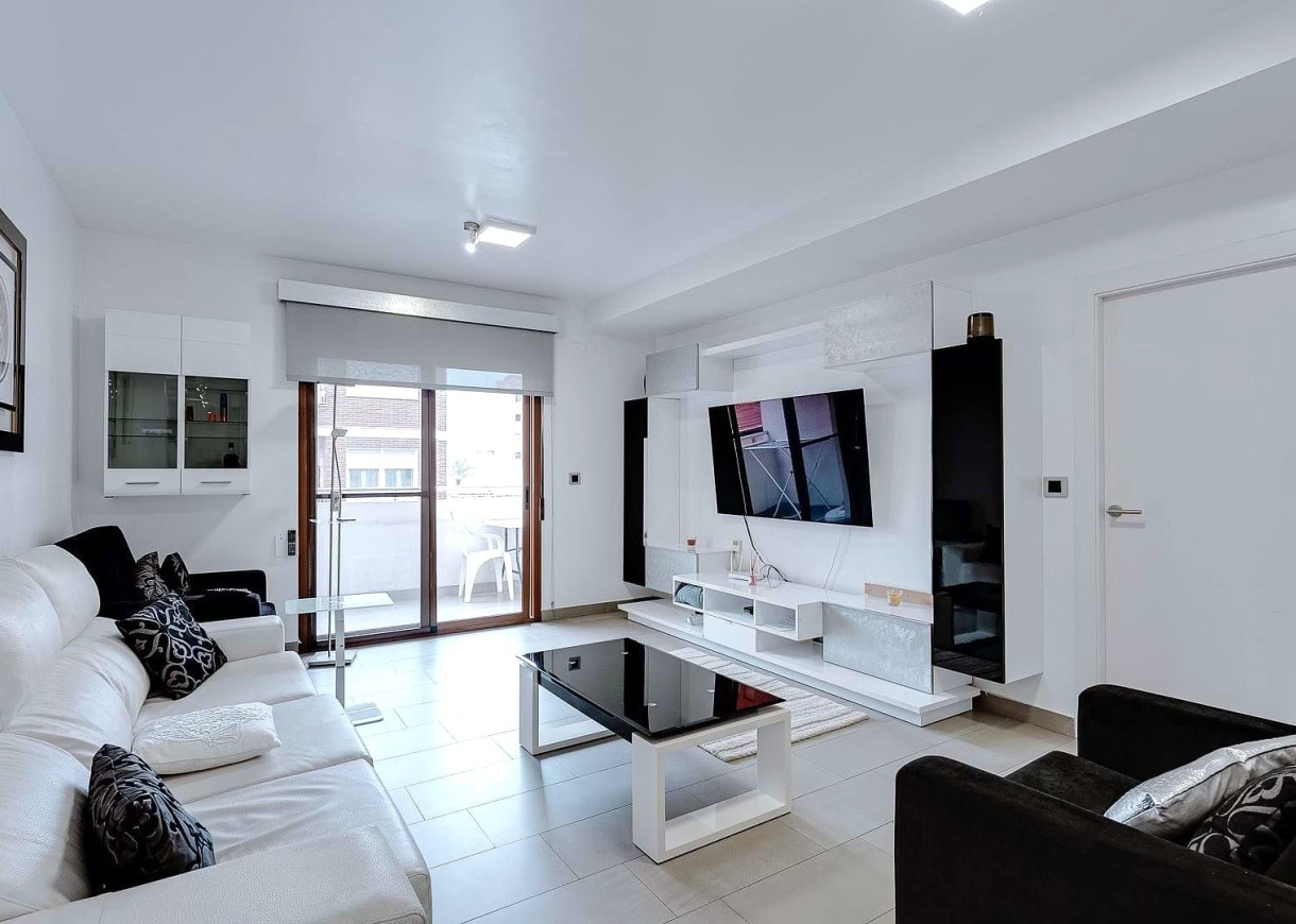 Resale - Apartment - Torrevieja