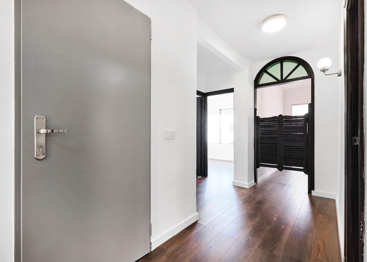 Resale - Apartment - Torrevieja - Playa del Cura