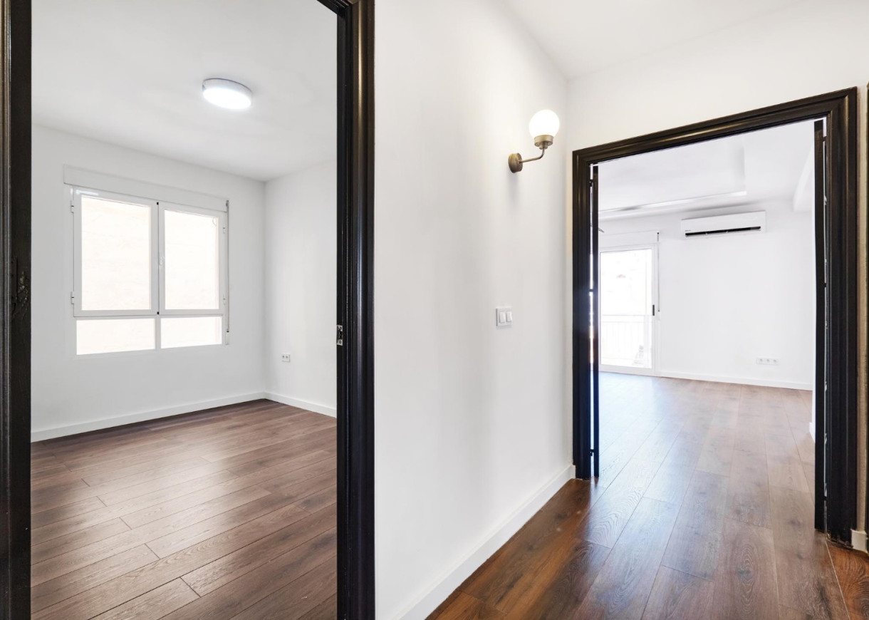 Resale - Apartment - Torrevieja - Playa del Cura