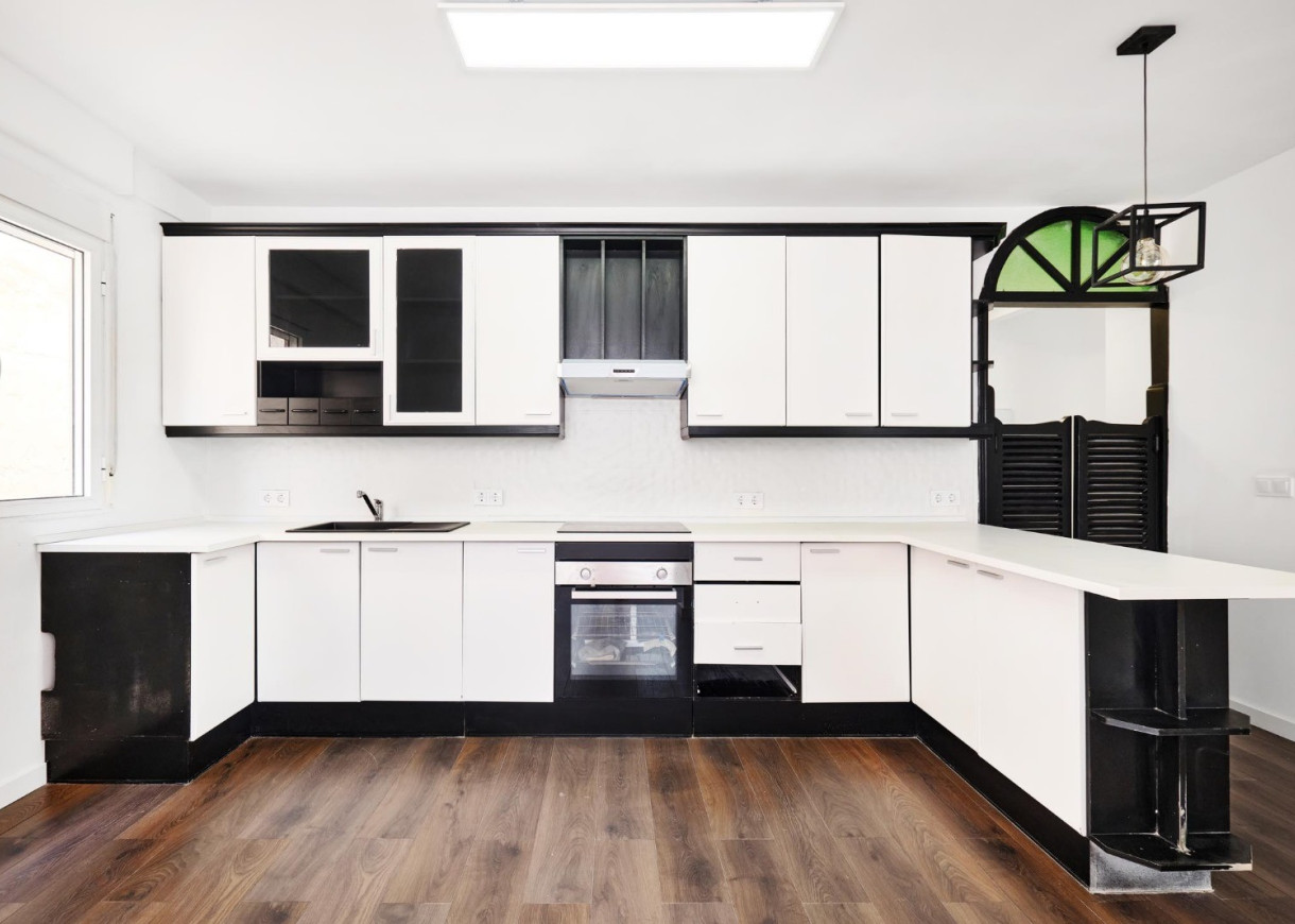 Resale - Apartment - Torrevieja - Playa del Cura