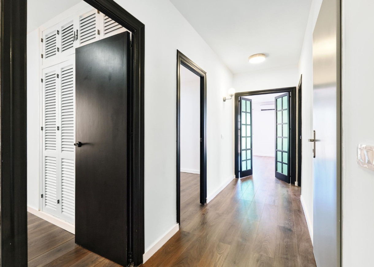 Resale - Apartment - Torrevieja - Playa del Cura