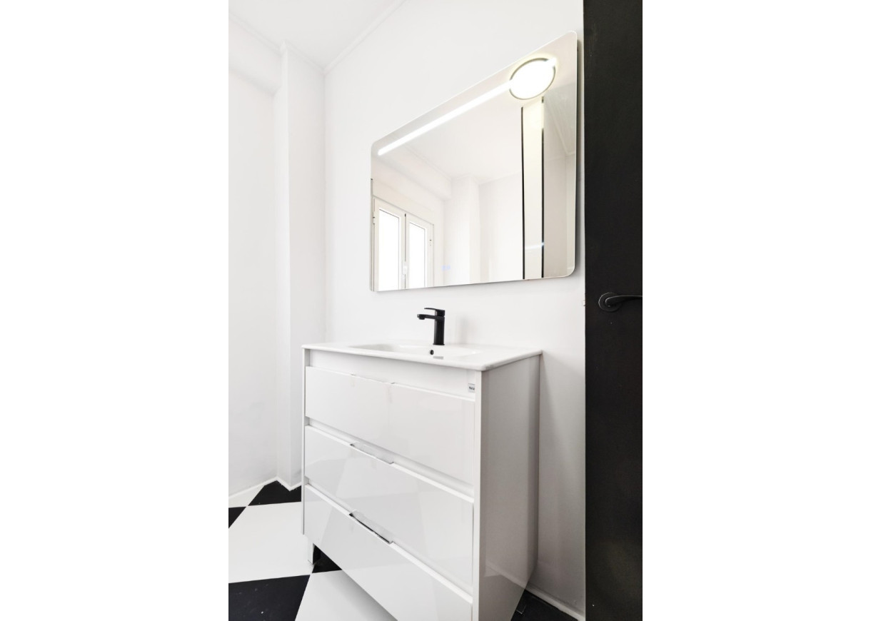 Resale - Apartment - Torrevieja - Playa del Cura