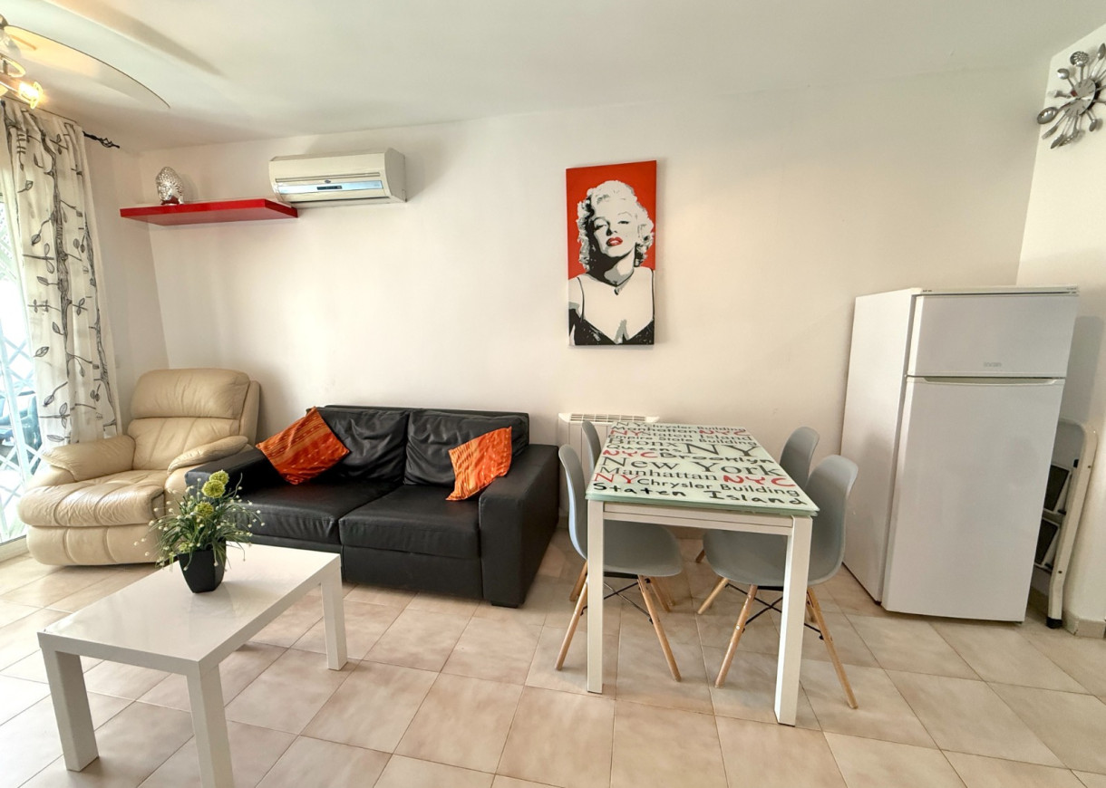 Location longue durée - Appartement - Torrevieja - Torreblanca