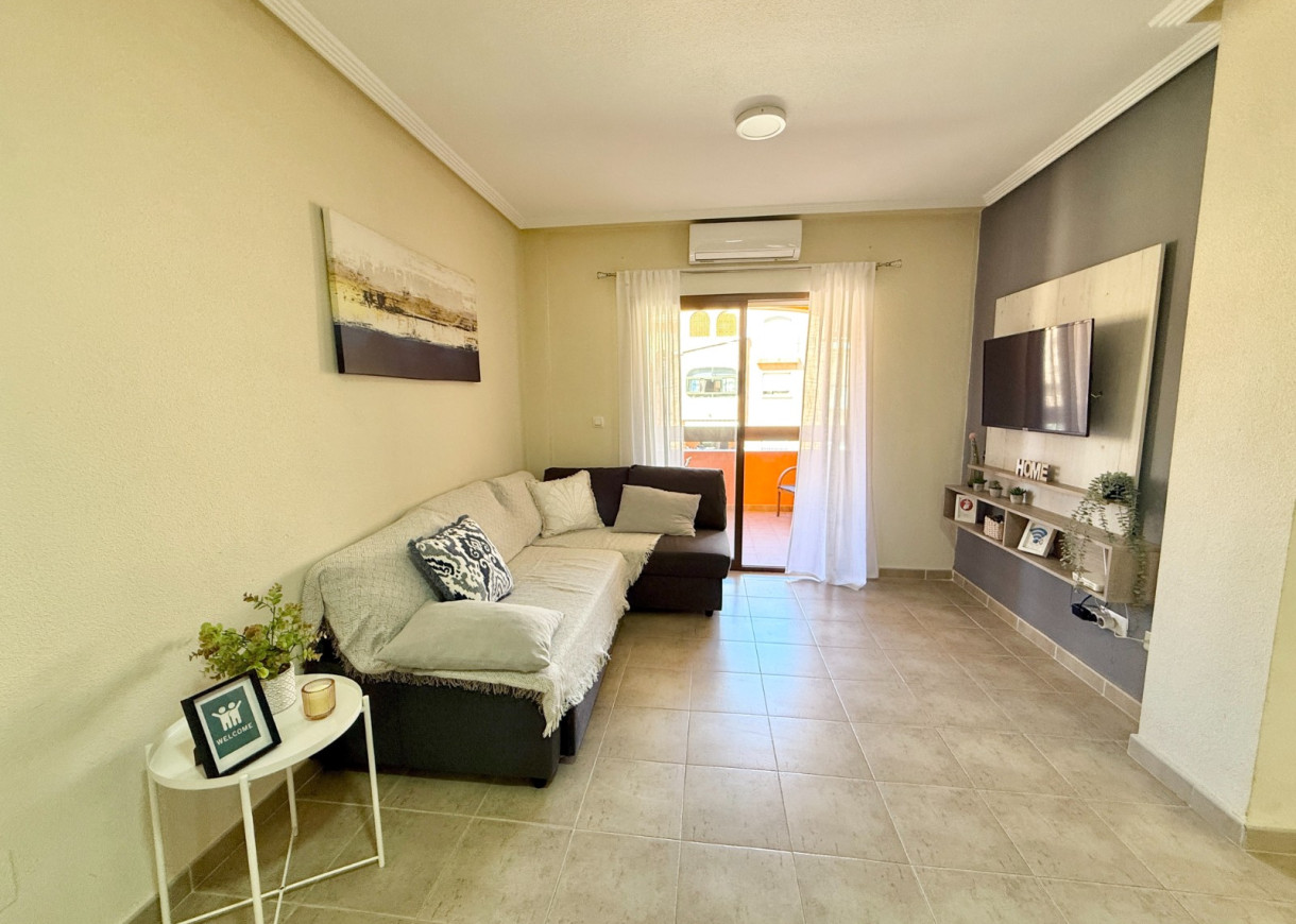 Long time Rental - Lägenhet - Torrevieja - Aguas Nuevas