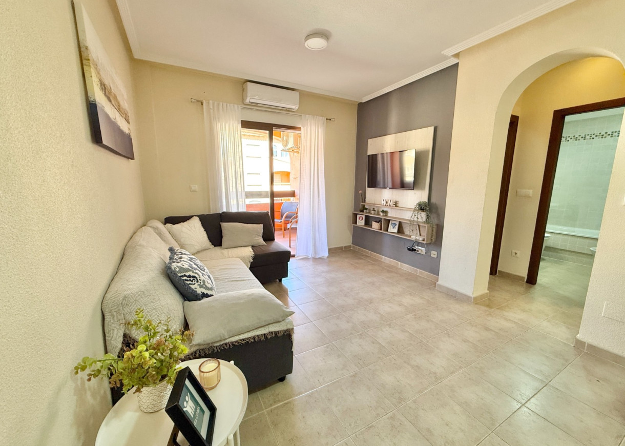 Long time Rental - Lägenhet - Torrevieja - Aguas Nuevas
