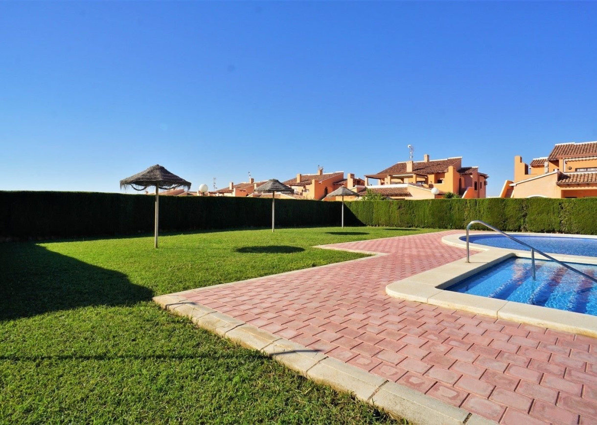 Long time Rental - Lägenhet - Torrevieja - Aguas Nuevas