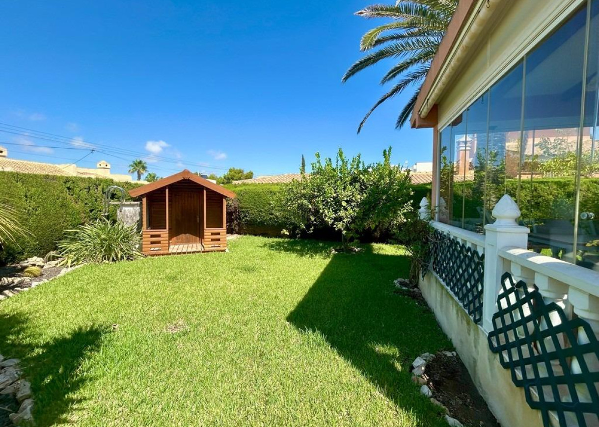 Resale - Villa - Orihuela Costa - Cabo Roig