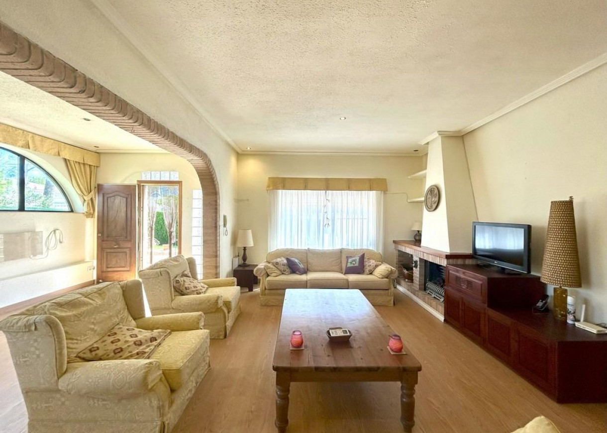 Resale - Villa - Orihuela Costa - Cabo Roig