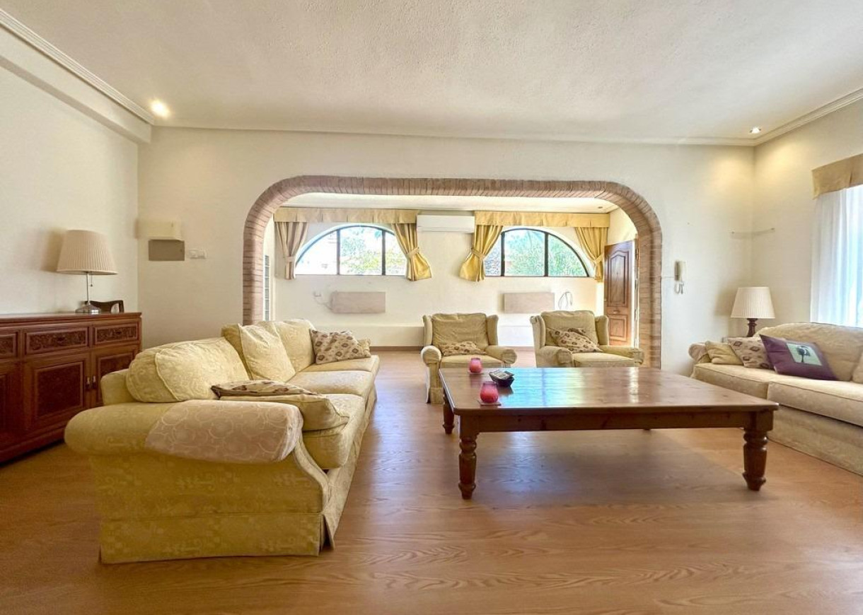 Resale - Villa - Orihuela Costa - Cabo Roig