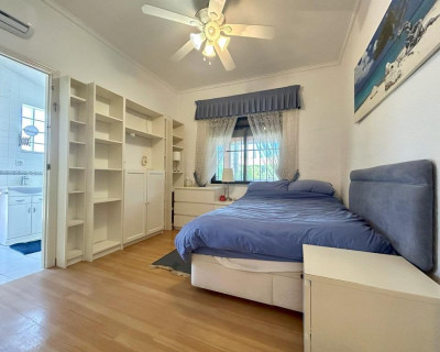 Resale - Villa - Orihuela Costa - Cabo Roig