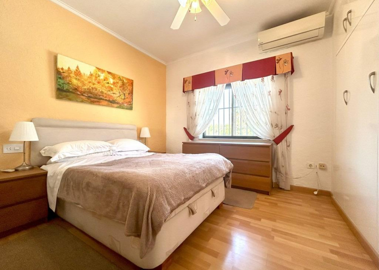 Resale - Villa - Orihuela Costa - Cabo Roig