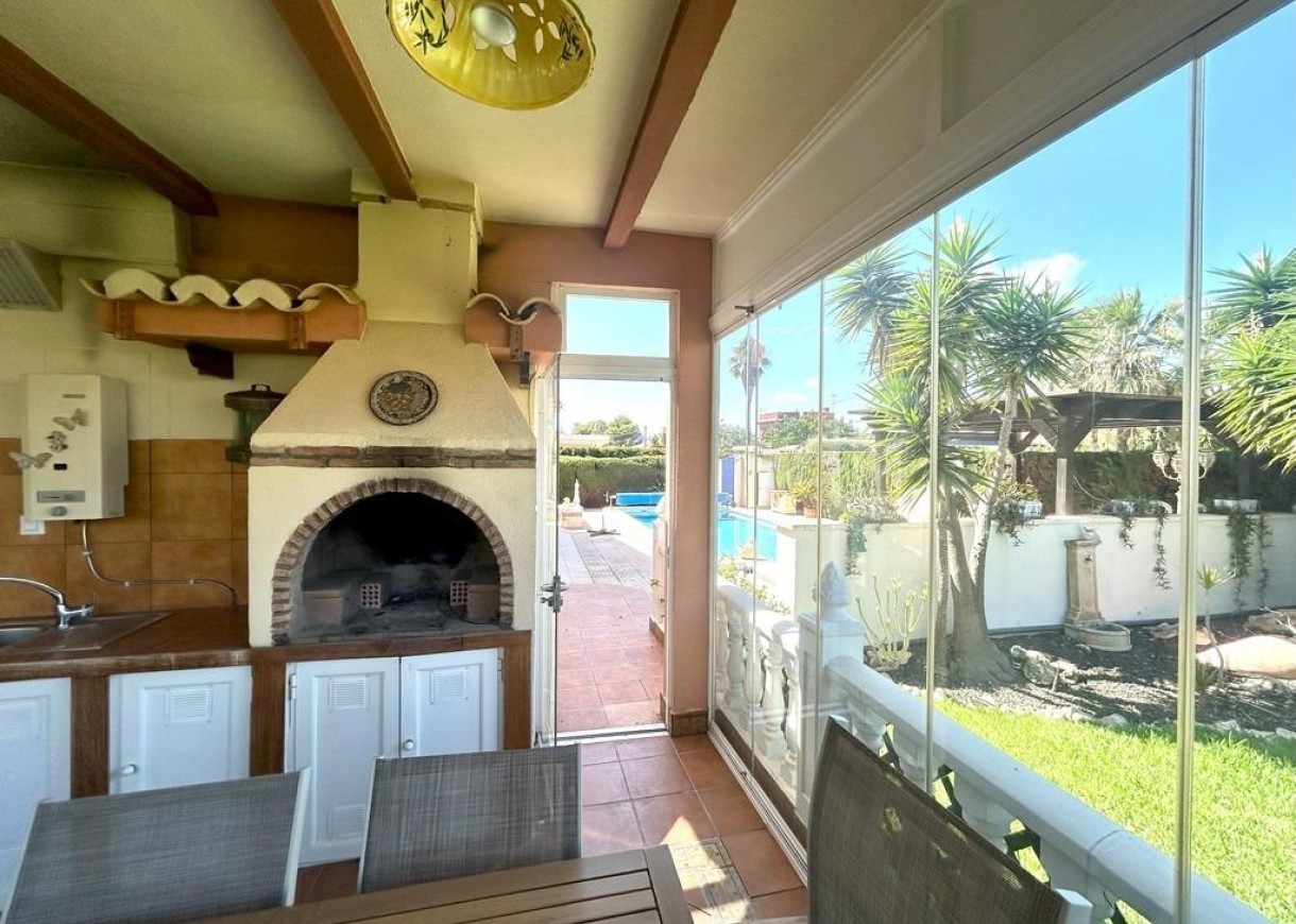 Resale - Villa - Orihuela Costa - Cabo Roig