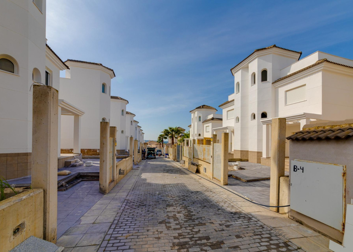 New Build - Villa - San Fulgencio - El Oasis