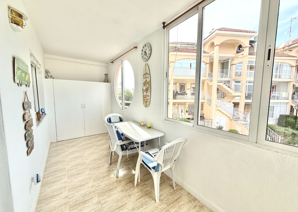 Resale - Apartment - Torrevieja - San Luis / La Siesta