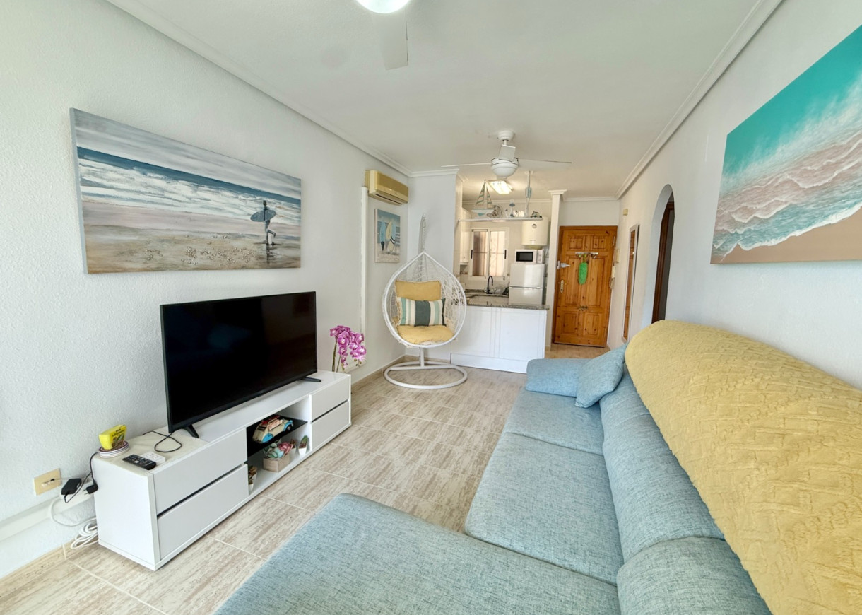 Resale - Apartment - Torrevieja - San Luis / La Siesta