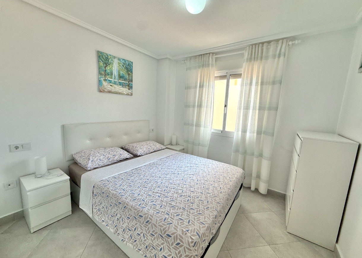 Resale - Apartment - Torrevieja - Centro