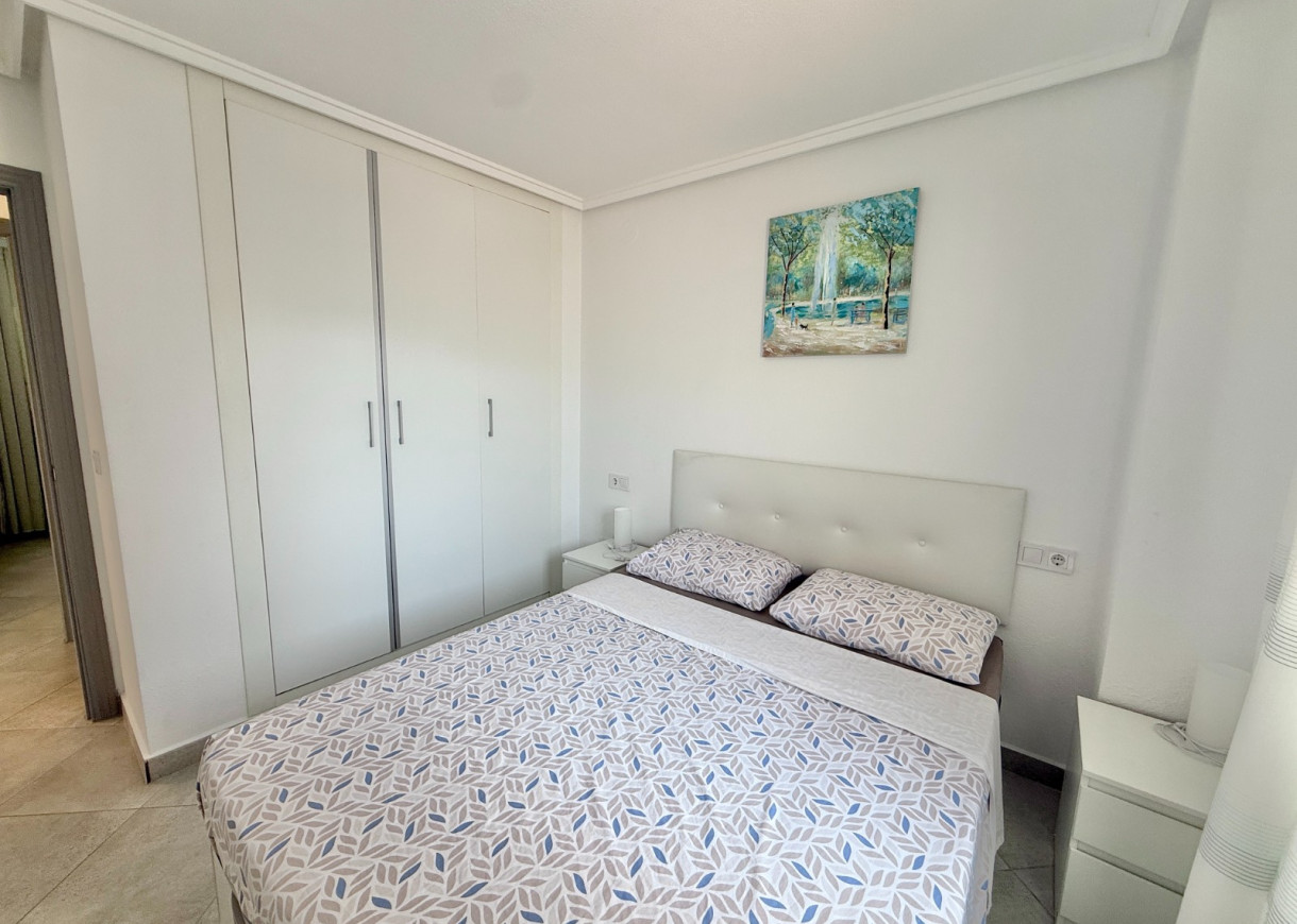 Resale - Apartment - Torrevieja - Centro