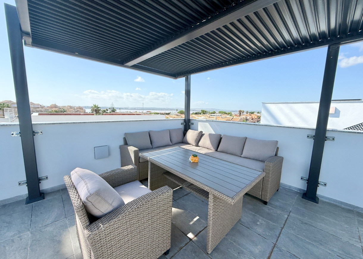 Resale - Villa - Torrevieja - Torretas