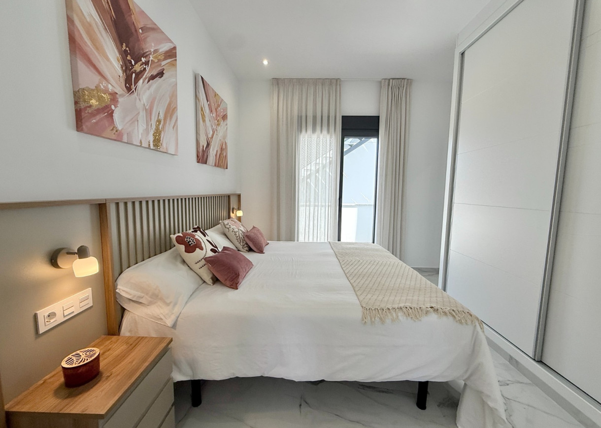 Resale - Villa - Torrevieja - Torretas