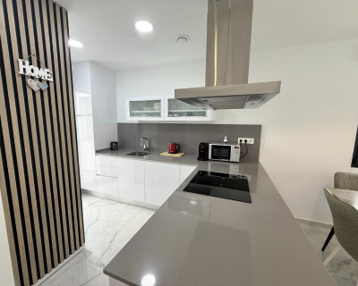 Resale - Villa - Torrevieja - Torretas