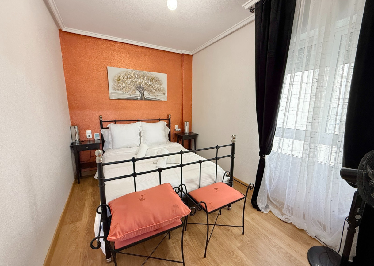 Long time Rental - Lägenhet - Torrevieja - Playa del Acequión