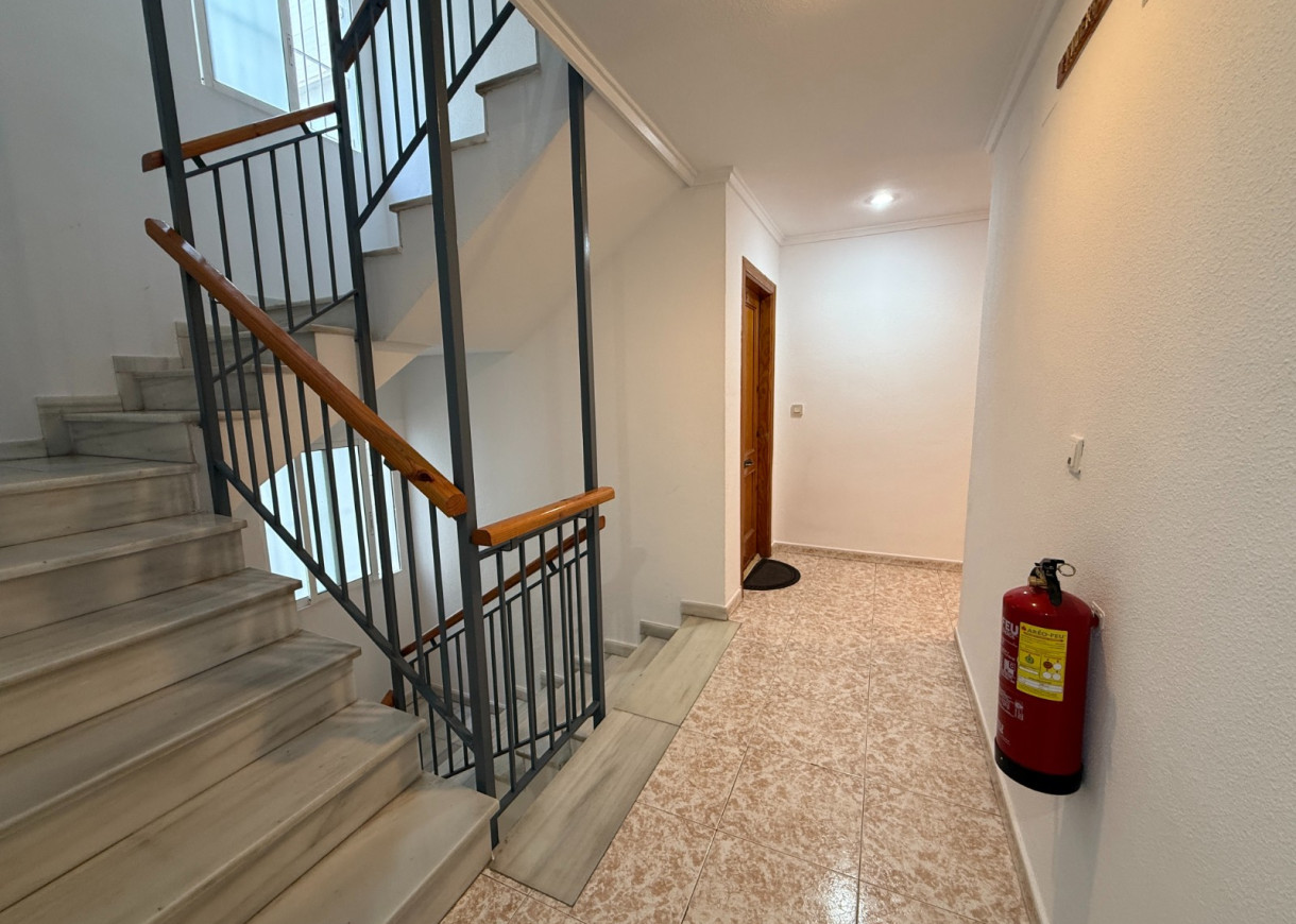 Long time Rental - Lägenhet - Torrevieja - Playa del Acequión