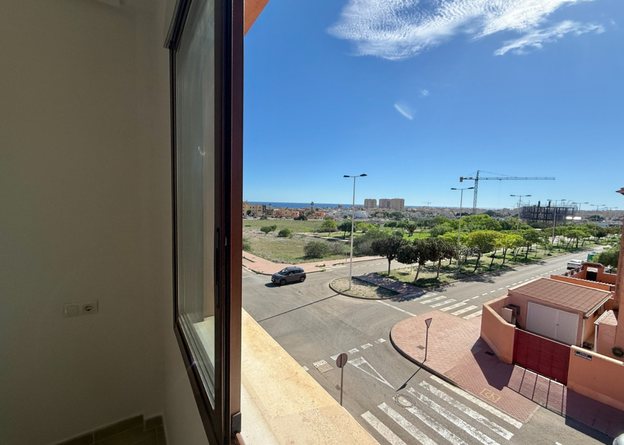 Resale - Lägenhet - Torrevieja - Aguas Nuevas