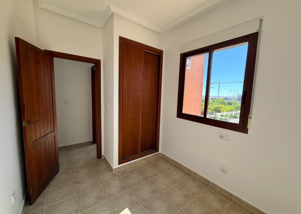 Resale - Lägenhet - Torrevieja - Aguas Nuevas