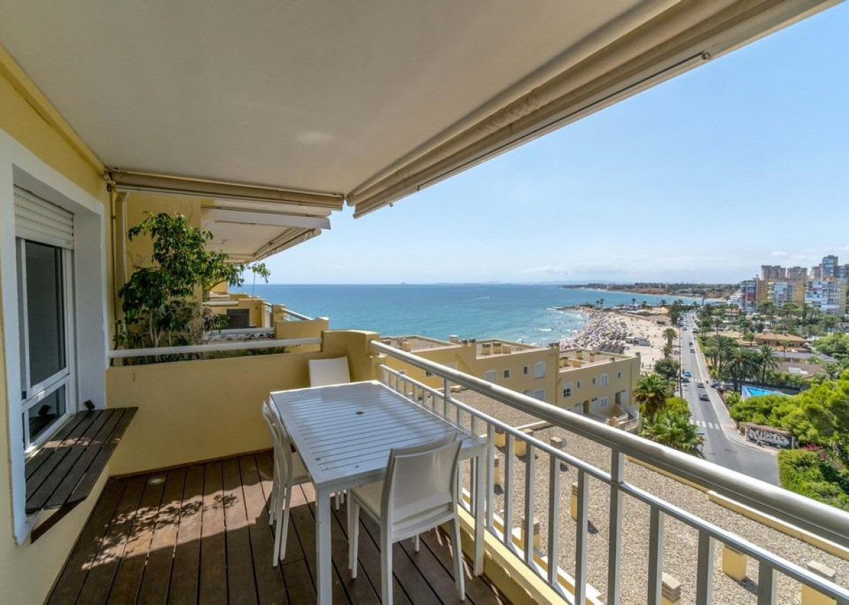 Resale - Apartment - Orihuela Costa - Campoamor