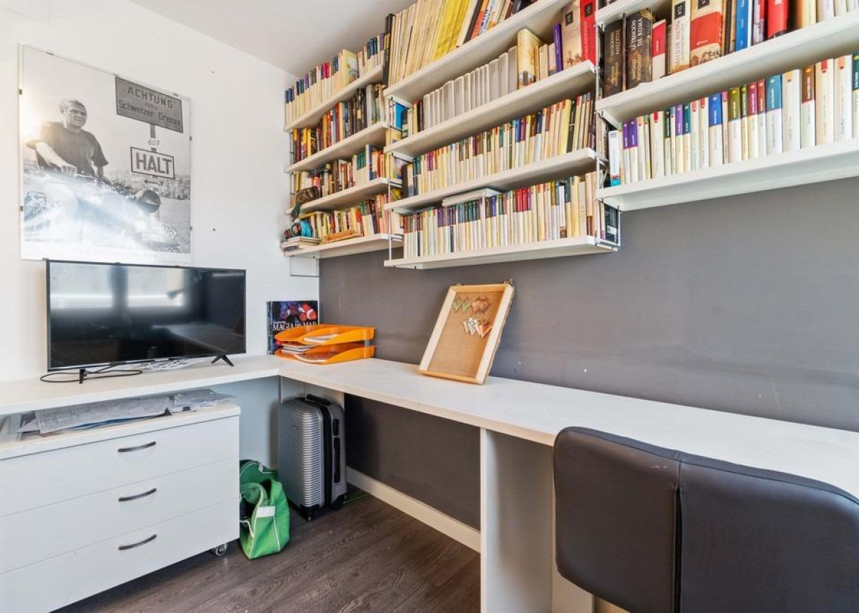 Resale - Apartment - Orihuela Costa - Campoamor