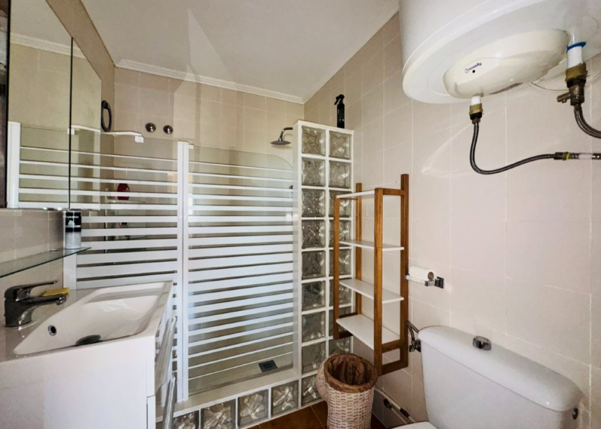 Resale - Apartment - La Mata - Puerto Romano