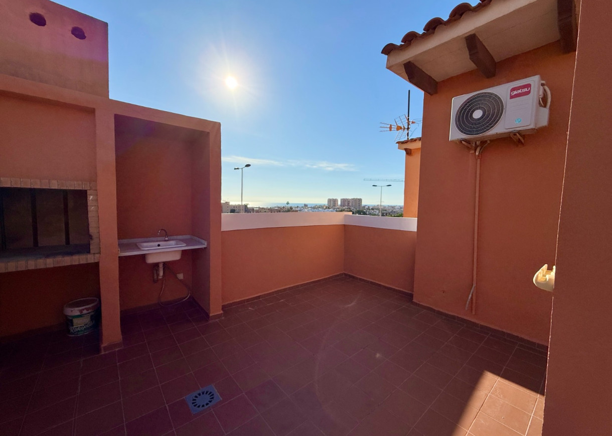 Resale - Lägenhet - Torrevieja - Aguas Nuevas